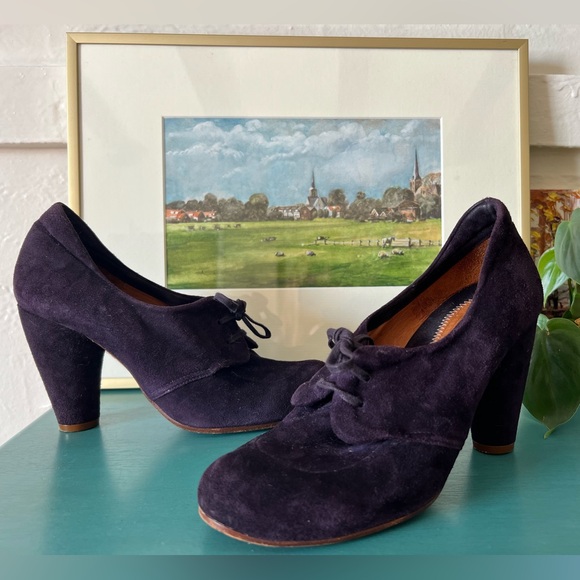 Chie Mihara Plum Suede Pumps - EUC - Size 38 (7.5/8) - Picture 1 of 11